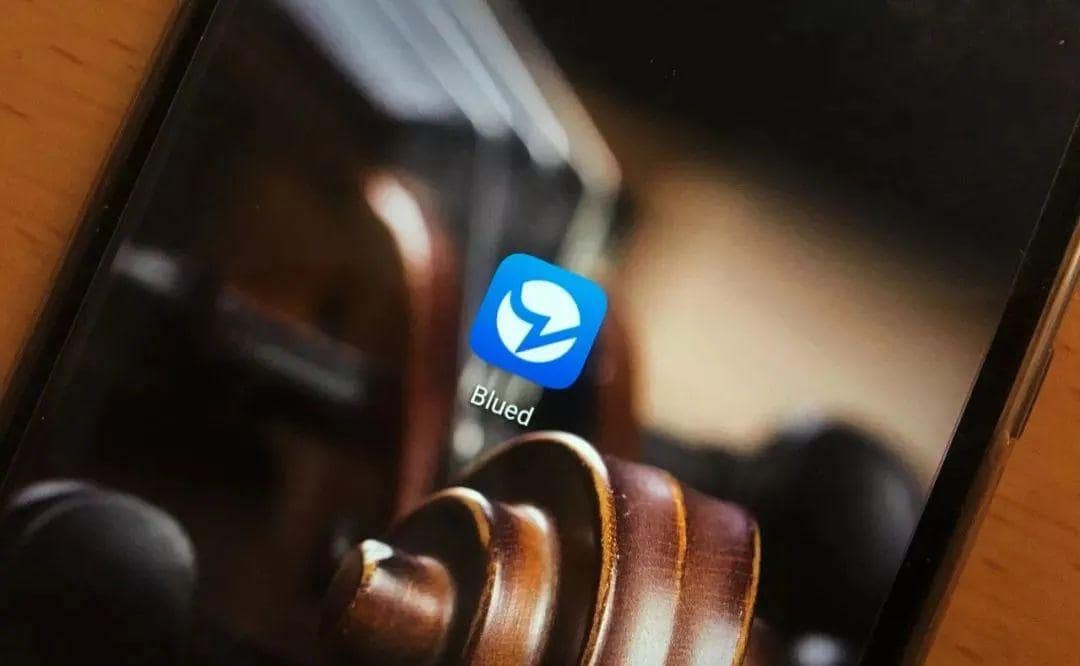 如何取消blued账号绑定的手机号？